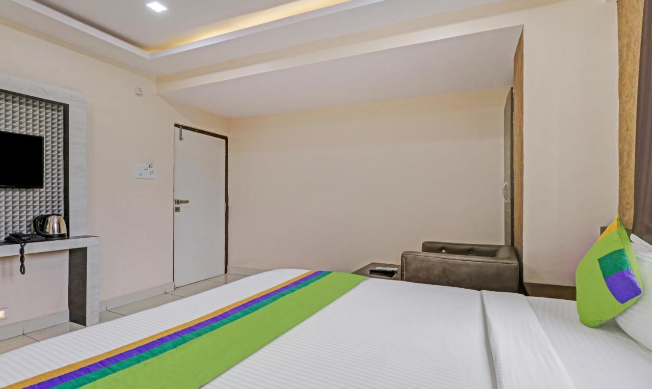 FabHotel Rotano Suites Yelahanka Bangalore Bagian luar foto