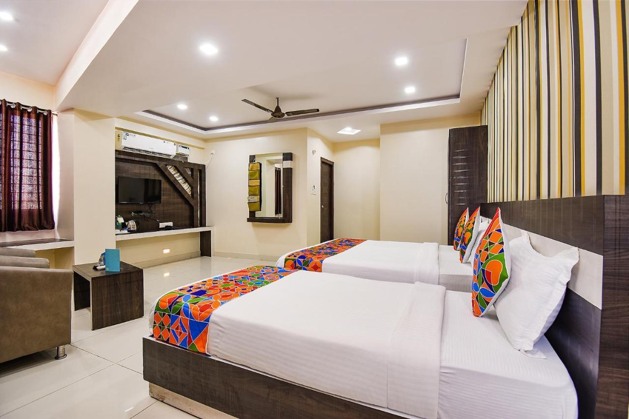 FabHotel Rotano Suites Yelahanka Bangalore Bagian luar foto